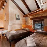 Gasthuis Arthemisia - 3*
