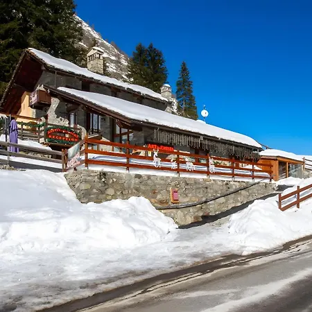 Casa de hóspedes Arthemisia - Rhêmes-notre-dame 3*