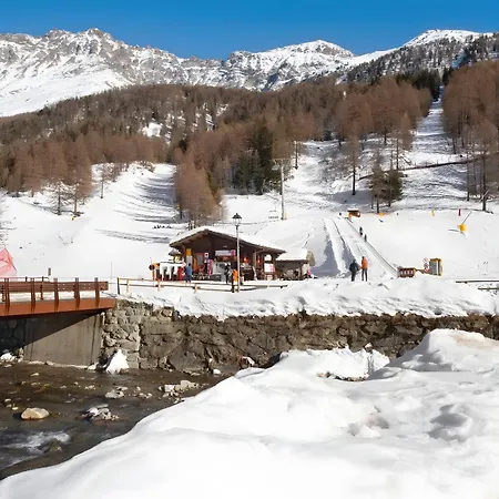 Casa de hóspedes Arthemisia - Rhêmes-notre-dame 3*